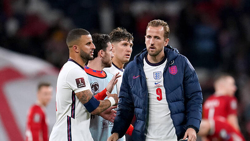 Ehemalige Teamkollegen bei Tottenham, Teamkollegen bei der englischen Nationalmannschaft – und bald auch beim FC Bayern? Kyle Walker und Harry Kane. Ehemalige Teamkollegen bei Tottenham, Teamkollegen bei der englischen Nationalmannschaft – und bald auch beim FC Bayern? Kyle Walker und Harry Kane.