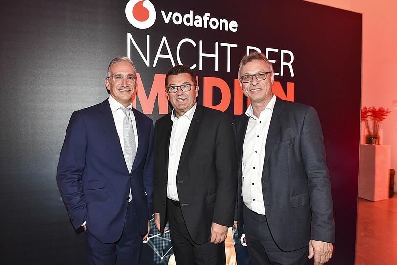Dr. Manuel Cubero (Vorstand Vodafone Deutschland), Franz Josef Pschierer (MdL Staatssekretär) und Siegfried Schneider