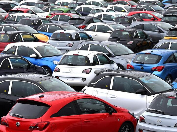 Die deutsche Industrie profitiere von einer Erholung in der Autoindustrie.