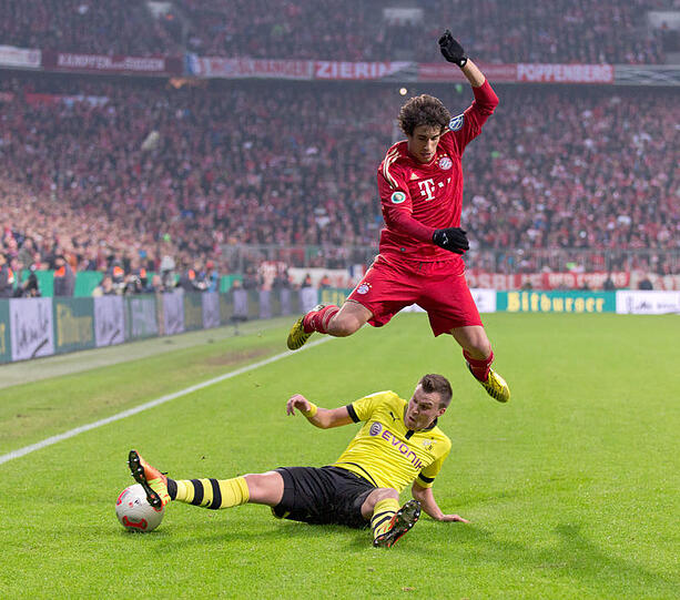 ...Großkreutz ist der Fan-Vertreter der Borussen auf dem Platz, vereint die schwarz-gelben Emotionen. Doch Ehrgeiz und Einsatz reichen in diesem Duell bei weitem nicht aus.&ldquo;
Stand: 3:7