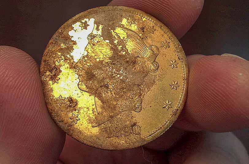 Die Goldmünzen werden jetzt verkauft. Ihr Wert liegt bei mindestens 10 Millionen Dollar.