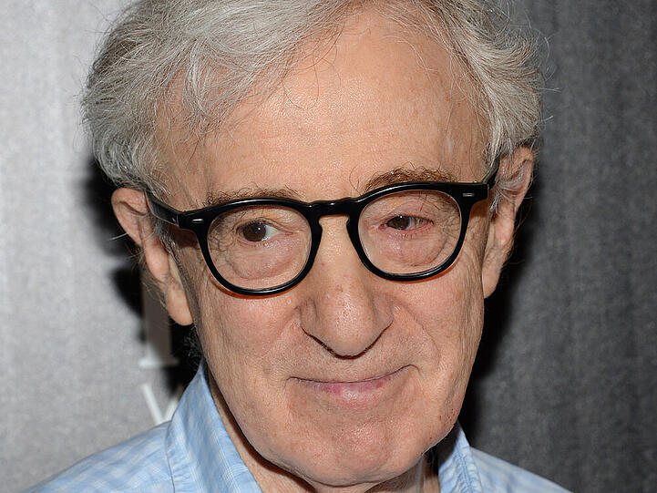 Oft muss Woody Allen selbst schmunzeln - wie hier bei einer Vorschau zu "Irrational Man" in New York