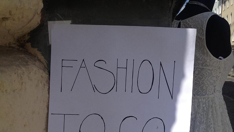 So schauen die "to go"-Plakate aus. So schauen die "to go"-Plakate aus.