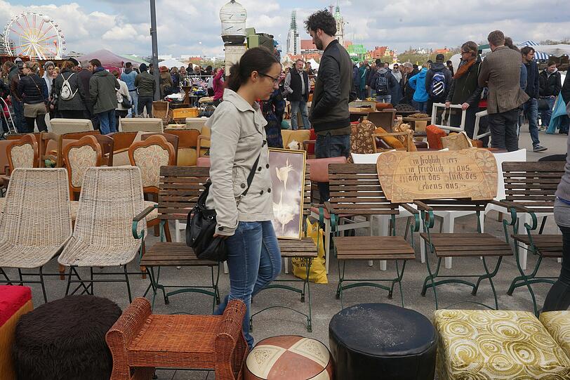 Weitere Bilder von Bayerns größtem Flohmarkt auf der Theresienwiese am Samstag.