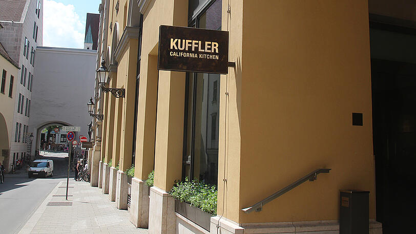 Kuffler California Kitchen: 4,60 Euro. Bier: Spaten.