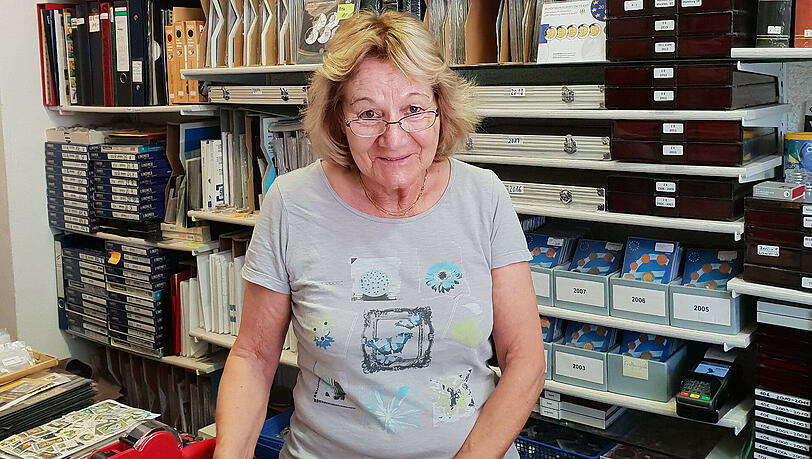 Rosa Gschnell verkauft und kauft auch alte Telefonkarten. Münzen und Zeitungen. Rosa Gschnell verkauft und kauft auch alte Telefonkarten. Münzen und Zeitungen.