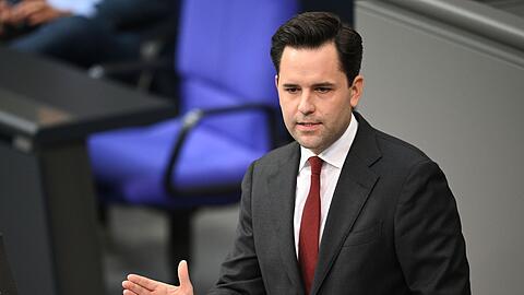 Der Vorsitzende der Jungen Union, Johannes Winkel, verlangt von der Bundesregierung große Sozialreformen. (Archivfoto)