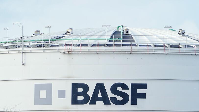 BASF in Ludwigshafen: Kostendruck, hohen Energiepreisen und einer zu geringen Auslastung am Stammwerk. (Archivbild)