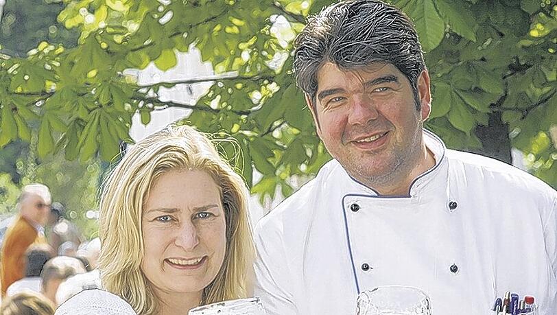 Annet und Harald Weber haben den Franziskaner Garten zum Publikumsmagnet gemacht – jetzt gehen sie an den Bodensee. Foto: Schlüter Annet und Harald Weber haben den Franziskaner Garten zum Publikumsmagnet gemacht – jetzt gehen sie an den Bodensee. Foto: Schlüter