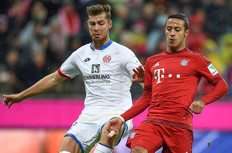 Thiago, Note 5: Der Spanier muss damit leben, dass man von ihm besondere Dinge erwartet - weil er diese Dinge kann. Doch auch gegen Mainz fiel der Spanier kaum auf, wirkte lustlos.