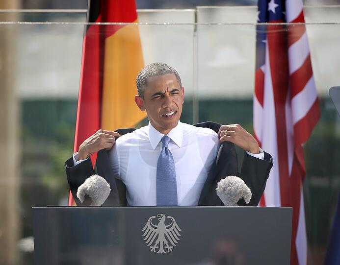 US-Präsident Obama spricht am Brandenburger Tor.