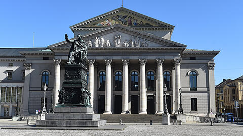 Regelmäßig finden Umbauarbeiten in der Sraatsoper statt. Unfälle wie am Freitagabend passieren recht selten.