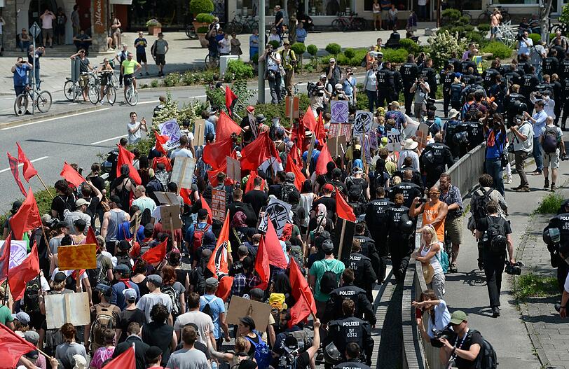 Die Bilder von der Demonstration in Garmisch.