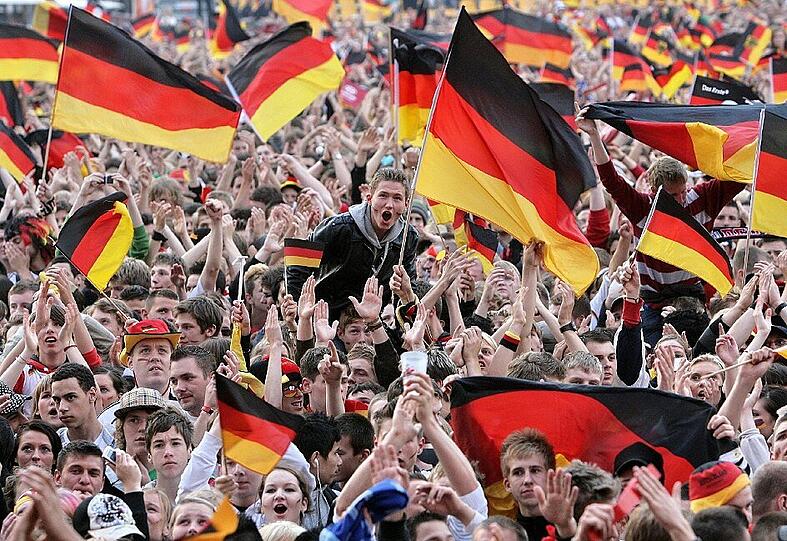 Kommt die EM 2020 nach München? Die Entscheidung, welche deutsche Stadt ins Rennen geht, fällt Ende August.