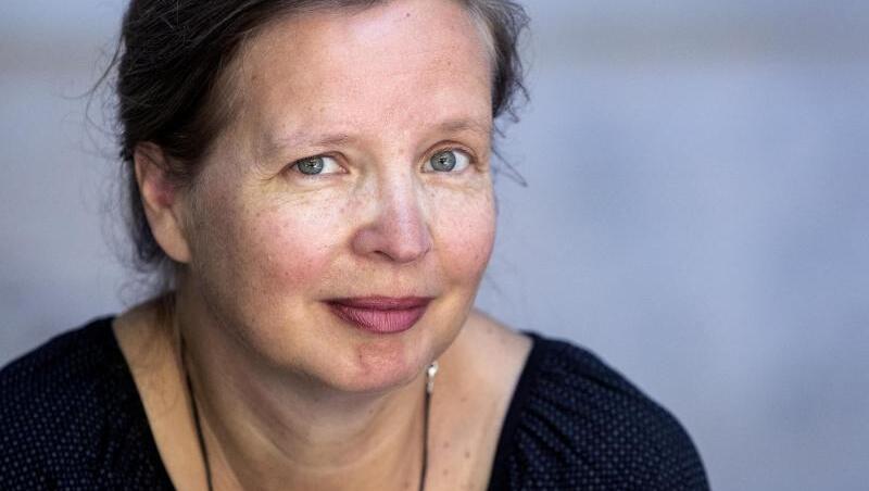 Die deutsche Schriftstellerin Jenny Erpenbeck hat den Usedomer Literaturpreis bekommen. Die deutsche Schriftstellerin Jenny Erpenbeck hat den Usedomer Literaturpreis bekommen.