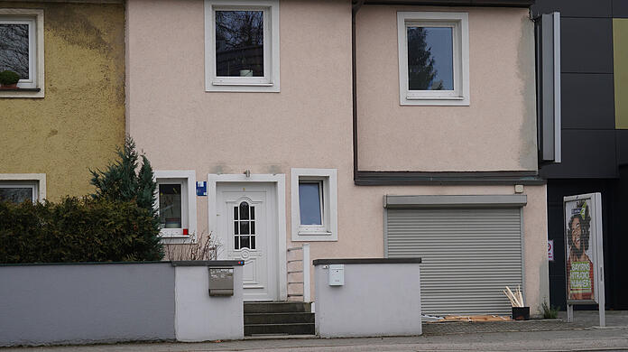 In diesem Haus in Obermenzing wurde die Leiche von Mira K. gefunden.