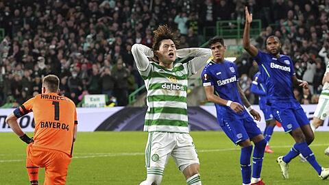 Celtics Kyogo Furuhashi trauert einer vergebenen Chance nach.