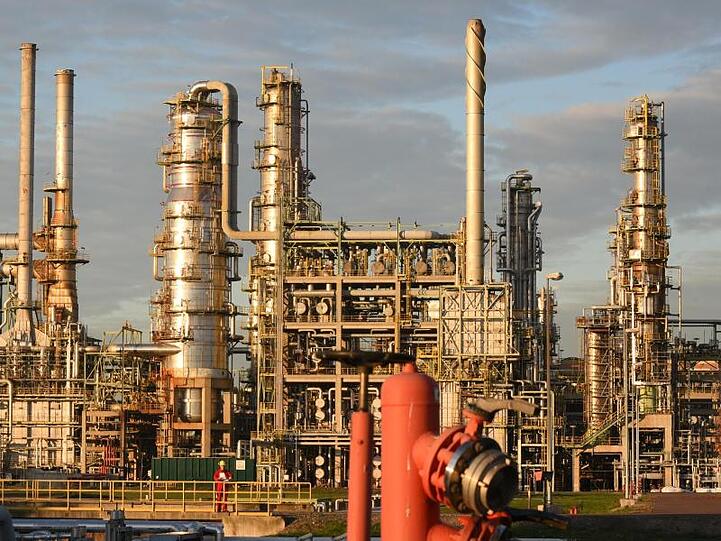 Die Produktionsanlagen der Total-Raffinerie Mitteldeutschland GmbH in Leuna.