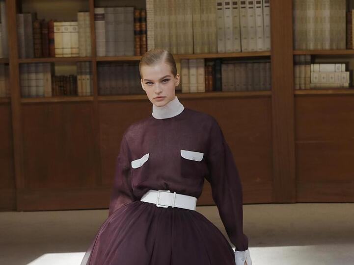 In der Bibliothek: Kreation von Chanel bei den Haute-Couture-Schauen für Herbst/Winter 2019/20.