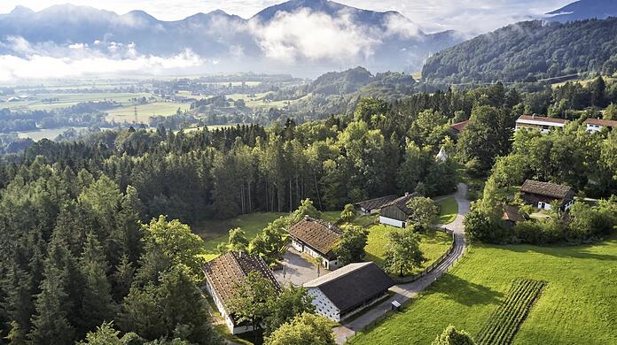 Traumhaft gelegen ist das Freilichtmuseum Glentleiten in Großweil.