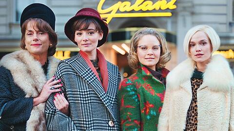 Claudia Michelsen, Maria Ehrich, Sonja Gerhardt und Emilia Schüle (v.l.n.r.) in der "Ku'damm"-Reihe.