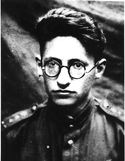 Alexander Nogaller in jungen Jahren.