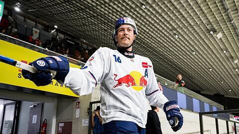 Letzte Vorbereitungen:Letzte Vorbereitungen: Konrad Abeltshauser und sein EHC starten am Freitag in die neue Saison.City-Press/ho