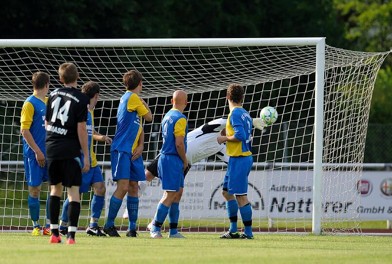 Die Löwen haben am Dienstagabend das erste Testspiel der Saison mit 13:0 beim Kreisligisten FC Leutkirch gewonnen. Die Bilder des Spiels.