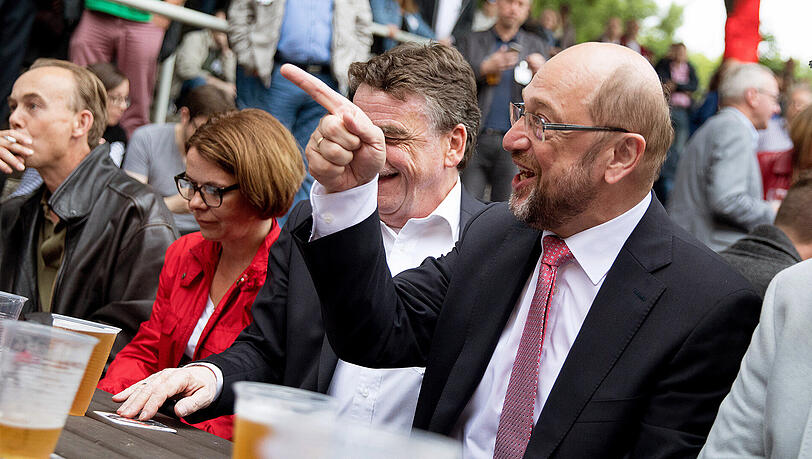 Martin Schulz gibt sich kampfbewusst und siegessicher.