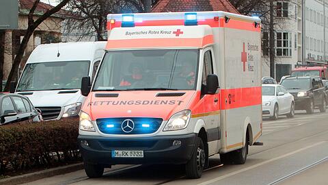 Das BRK will innerhalb Münchens mit der Rettungswache umziehen. (Symbolbild)