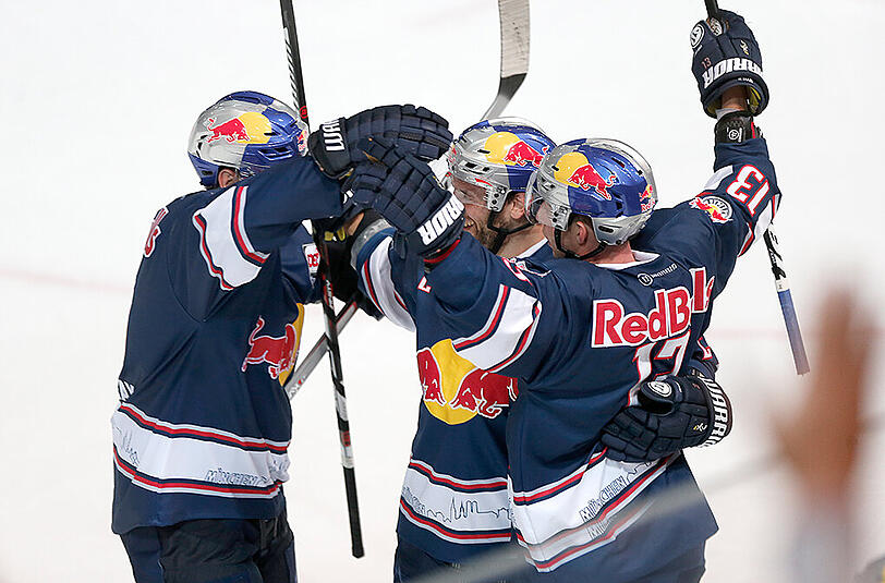 Die Stars des EHC Red Bull München jubeln hoffentlich auch in der Olympiahalle.