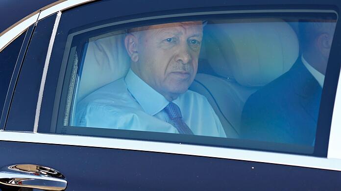 Der türkische Präsident Recep Tayyip Erdogan ist in Madrid eingetroffen.