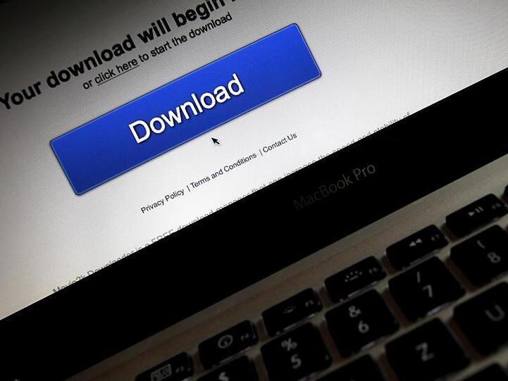 Ermittler haben bei einer internationalen Razzia gegen die Betreiber einer Filesharing-Plattform Wohnungen und Geschäftsräume in Deutschland, Frankreich und den Niederlanden durchsucht.