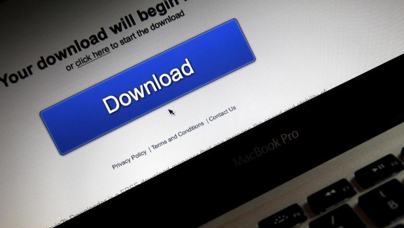 Ermittler haben bei einer internationalen Razzia gegen die Betreiber einer Filesharing-Plattform Wohnungen und Geschäftsräume in Deutschland, Frankreich und den Niederlanden durchsucht. Ermittler haben bei einer internationalen Razzia gegen die Betreiber einer Filesharing-Plattform Wohnungen und Geschäftsräume in Deutschland, Frankreich und den Niederlanden durchsucht.