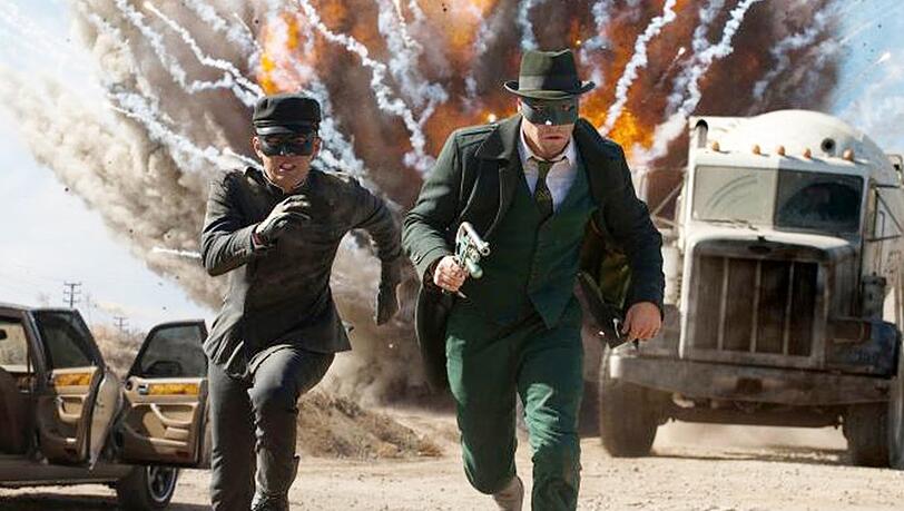 "The Green Hornet": Britt (Seth Rogen, r.) und sein Chauffeur Kato (Jay Chou) machen den Verbrechern von L.A. das Leben schwer.
