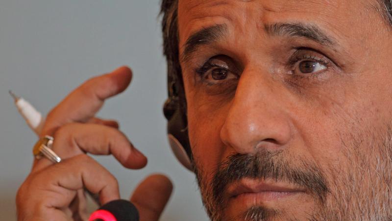 Das Image von Präsident Mahmud Ahmadinedschad könnte nicht schlechter sein. Das Image von Präsident Mahmud Ahmadinedschad könnte nicht schlechter sein.