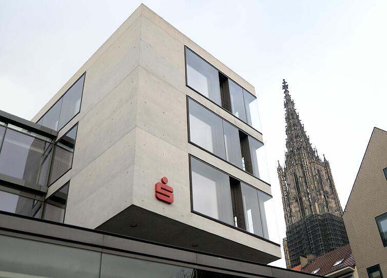 Die Sparkasse Ulm befindet sich dezeit im Rechtsstreit mit Anlegern.
