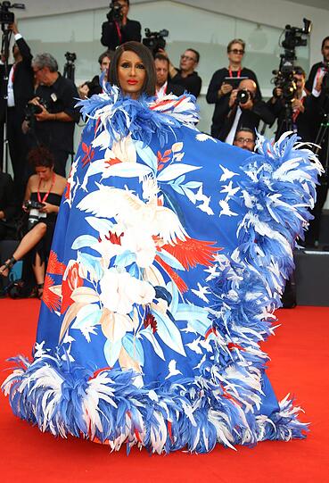 Model Iman bei der Premiere des Films "La vérité (The Truth)".