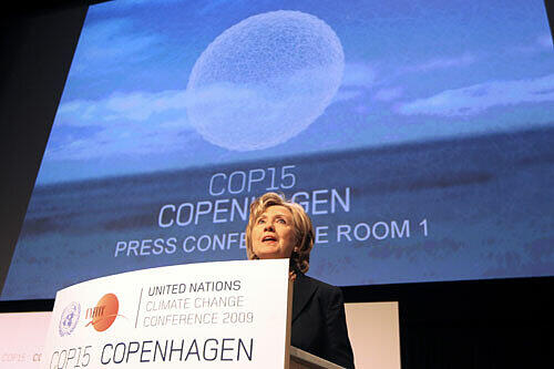 US-Außenministerin Hillary Clinton verspricht armen Ländern finanzielle Hilfe beim Klimaschutz &ndash; eine Summe nannte sie aber nicht.