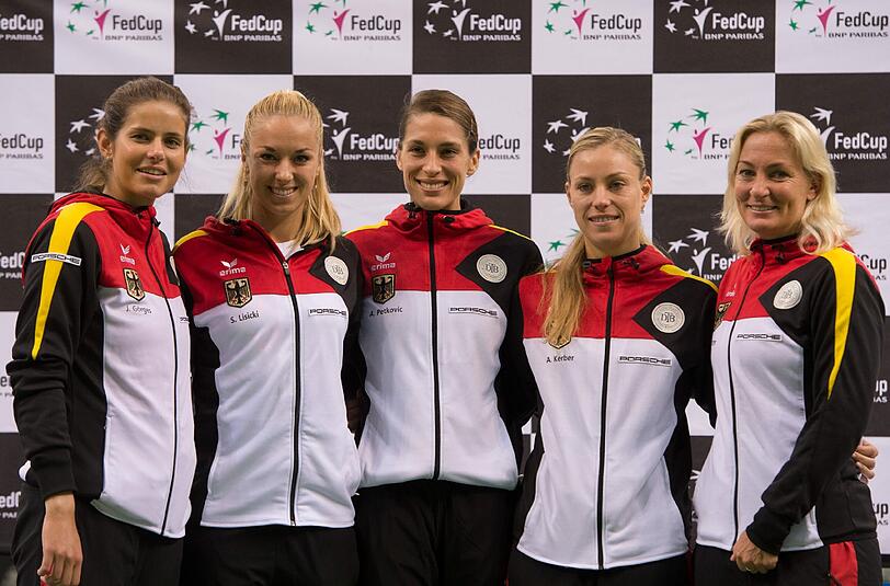 Das deutsche Damen-Tennisteam spielt in Stuttgart um den Einzug in das Fed Cup Halbfinale.