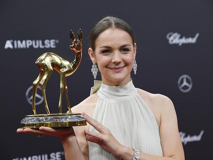 Luise Heyer hat in der Kategorie "Schauspielerin National" gewonnen. Sie setzte sich gegen Alexandra Maria Lara und Jella Haase durch.