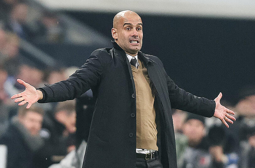 Pep Guardiola: Angeblich verscherzt es sich der Trainer des FC Bbayern München derzeit mit der Mannschaft.