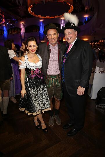 Heiner Lauterbach mit Ehefrau Viktoria Skaf und Christian Schottenhamel