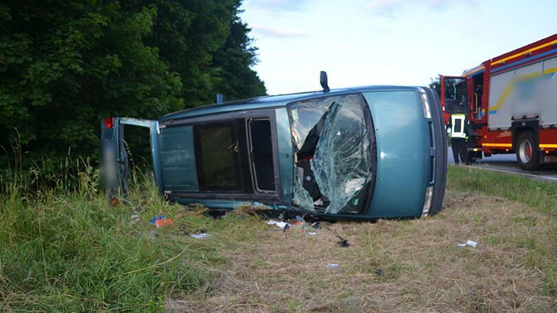 Der Unfallverursacher wurde schwer verletzt.