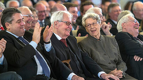 Großer Festakt um 90. Geburtstag von Alt-OB Hans-Jochen Vogel. Klicken Sie sich durch die Bilder.