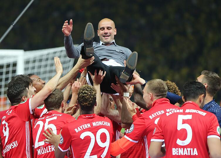 Hoch soll er leben! Pep Guardiola...