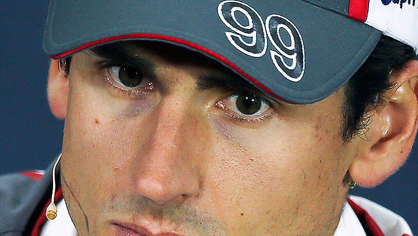 Adrian Sutil ohne Arbeitgeber. 2015 wird ein junger Brasilianer für ihn im Sauber-Cockpit sitzen. Adrian Sutil ohne Arbeitgeber. 2015 wird ein junger Brasilianer für ihn im Sauber-Cockpit sitzen.