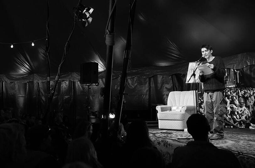 Auch dabei: der Münchner Slam-Poet Andivalent.