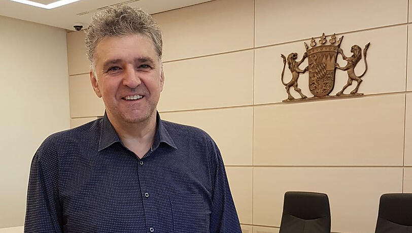 Michael Wladarsch will Gleichbehandlung von Weltanschauungsgemeinschaften und Religionen. Michael Wladarsch will Gleichbehandlung von Weltanschauungsgemeinschaften und Religionen.