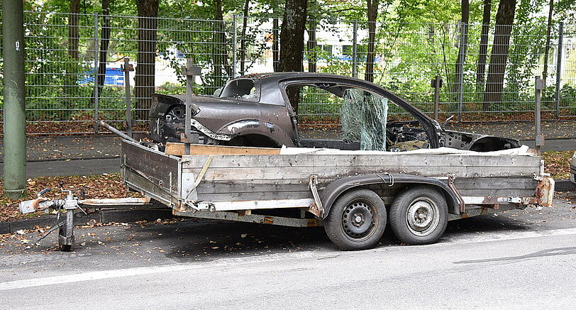 Kein schöner Anblick: Die heruntergekommenen Autos.